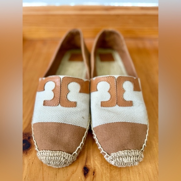 Tory Burch Veranda Espadrilles | Size 9 - Picture 3 of 9